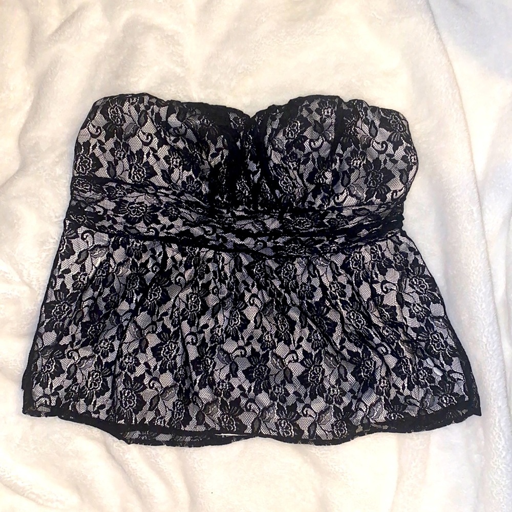 Torrid Sleeveless Black Lace Top